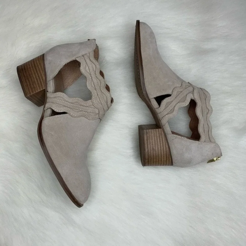 Seychelles Tan Cutout Leather Booties Sz 9
